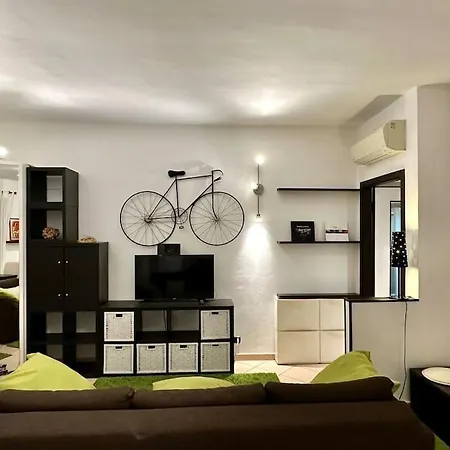 Linate Airport House * מילאנו